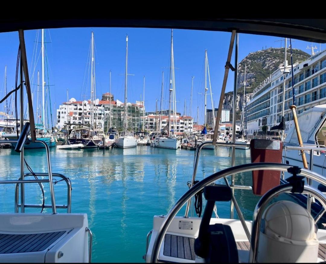 Luxury Yacht Stay "White Dove" Sleeps 6 Gibraltar Exterior foto